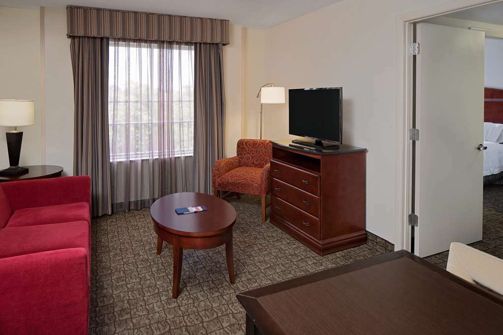 Hampton Inn & Suites Fort Lauderdale Airport Hollywood Room photo